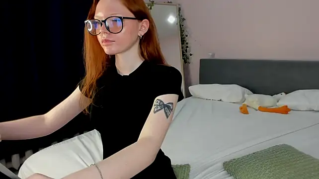 Gabbie_Mooon - buy me new underwear