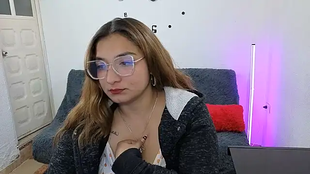 _sweetcarla - Make me wet with your vibrations