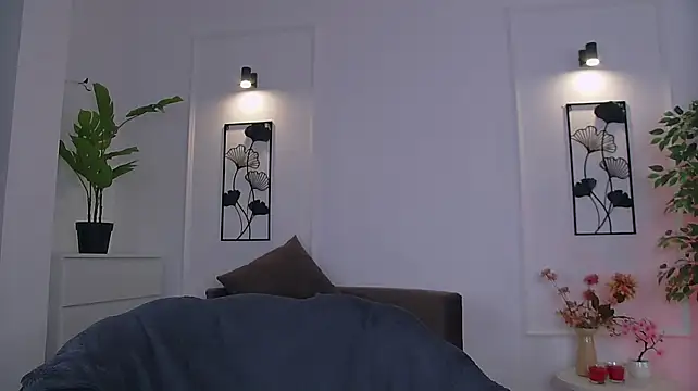 IsabellRayy - Ride dildo