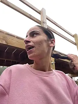 BrendaAzevedo - Mostrar mamas e cu