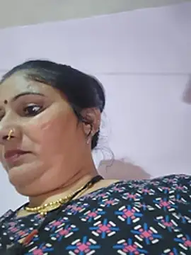 Karishma_bhabi02 - My modal saport please 💔💔💔💔💔