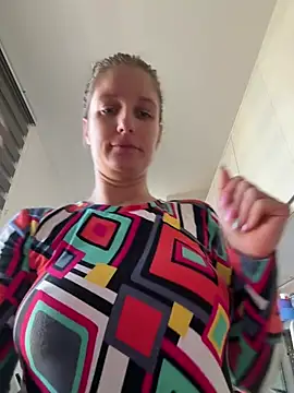 Jennifer11772 - Make me squirt + new vid for you