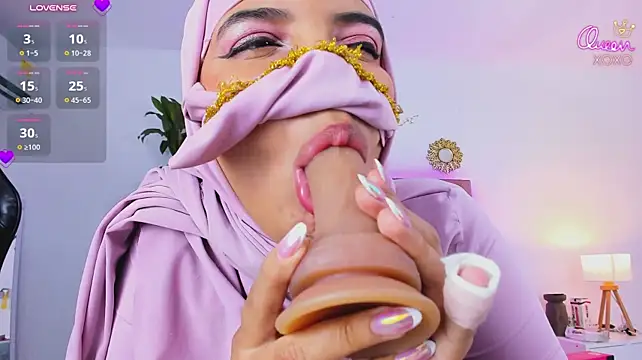 Ashley_sakina - spanks my ass x10