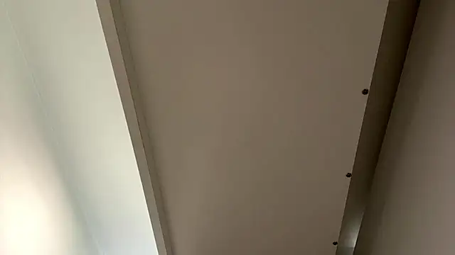 AngellaOlano - Show my legs, caress them