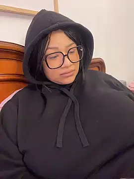 SashaLiciosa_ - oil on my cute titties and titties job