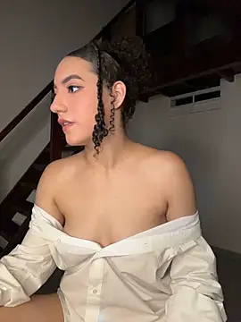 Odett_Khastoff - Flash tits+SALIVA