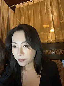 Eva10069 - 棋牌茶馆偷玩儿刺激，全裸1分钟