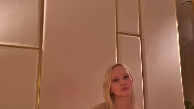 JuliaHotty_ - spread my pussy
