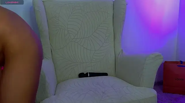 MissionVip - Sexy Tease