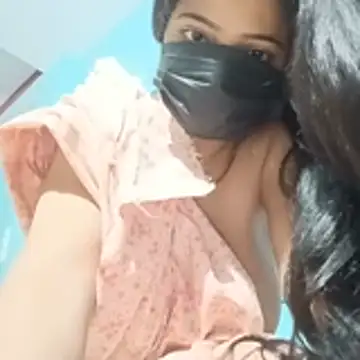 Saloni-couple