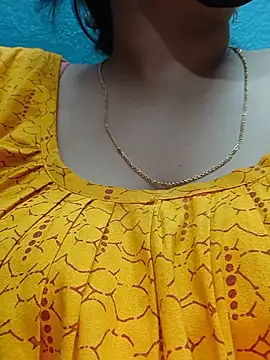 Radhika7979 - See my hot figure