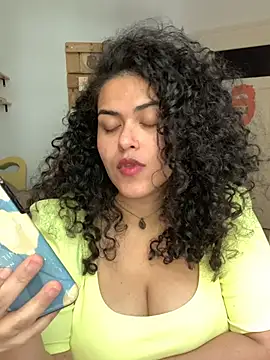 Curvydesifromgermany - Oil on tits
