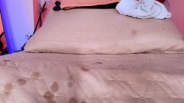 Naomi_kyse - squirt 💦🥵