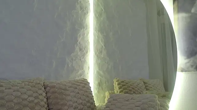 Moniqque - Naughty video for last tipper