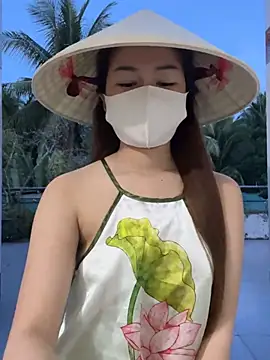 My_Melodyy - Make me pussy cum in public garden 🪴😈