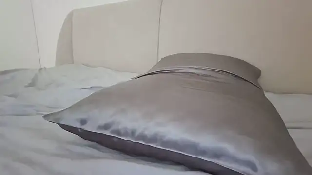 Bustygirl98 - PLAY W TITS