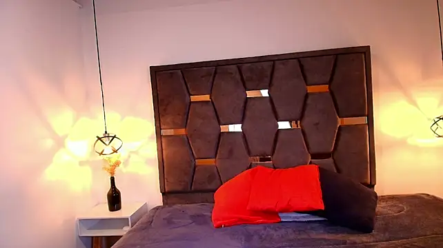 Sara_Naugty - SHOW MY PUSSY+RUB MY CLIT🔥