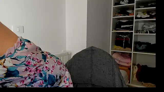 Lexi_Storm - Pussy Play with fingers 😼