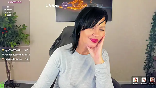 Sara_Devills - Show me your legs