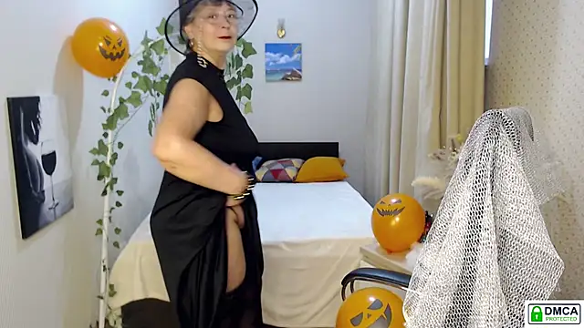 Hottie_lades - 😈DOGGY POSE