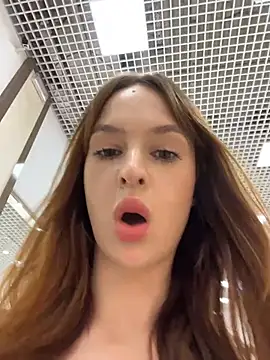 Outdorable - Completely naked in a crowded restroom