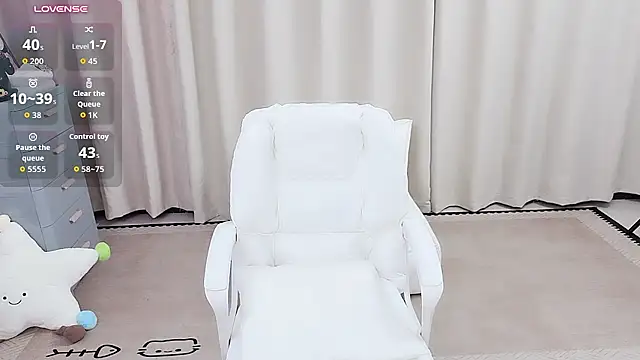 Sissy-cc - 无内插入小粉＋大肉棒蹭肉穴 控制3分钟