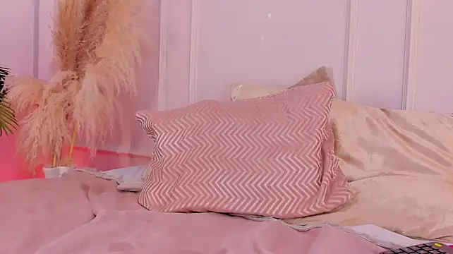 Mariapettit - ⭐fingering ass (doggy)⭐