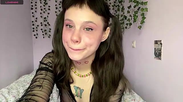 Lili_pup - Flash titts