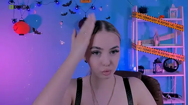 Viola_sweet_1 - flash ass 2 girl