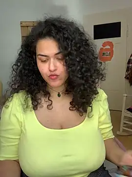 Curvydesifromgermany - Oil on tits