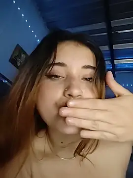 Little_Princess_Naty - sucking on my fingers and inserting them