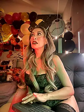 EvelinaGrey - blowjob with spit