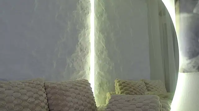 Moniqque - Naughty video for last tipper