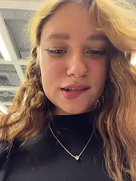 Lucy-joy - touch panties in public