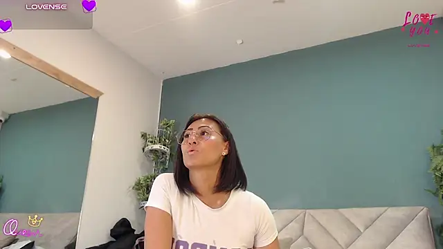 SharisWillian - Ice ony my pussy + show