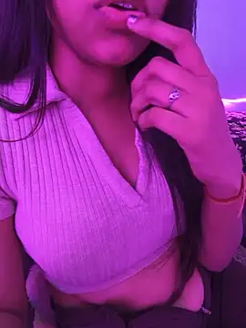 CUTE-SIMRAN- - PUSSY fingring 2 hard on bad