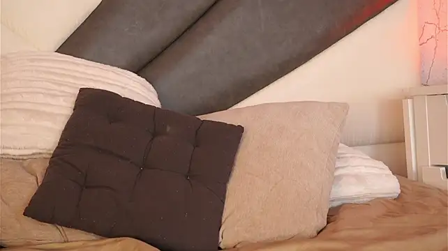 IsabelaWhite - MY PLEASURE IS IN YOUR HANDS