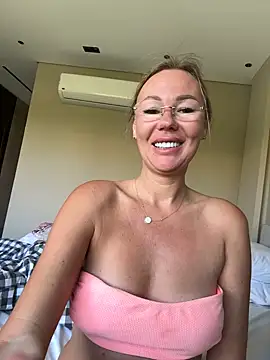 Michele_nolimi - show boobs