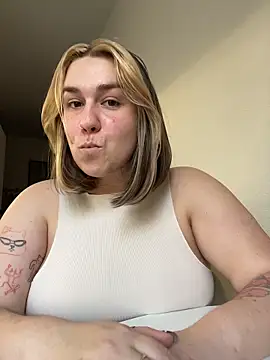 SuzieMurray - Show my ass