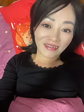 Lipinger - 公园不穿内衣直播30分钟