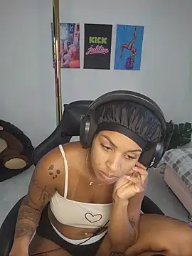 Julixxx22 - Ride dildo