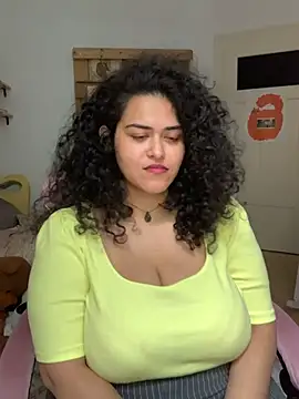 Curvydesifromgermany - Oil on tits