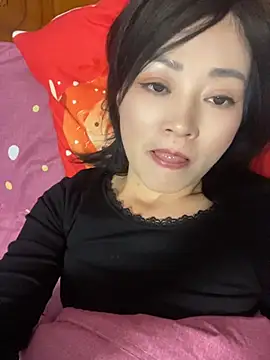 Lipinger - 公园不穿内衣直播30分钟