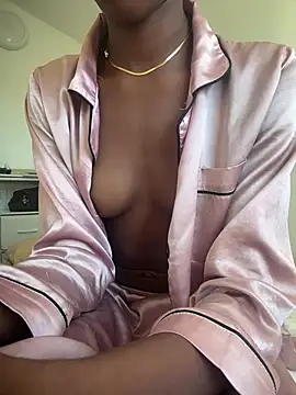 SexySkai - Pants Off🥵