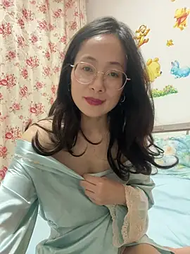 TangTang0530 - M腿抖胸