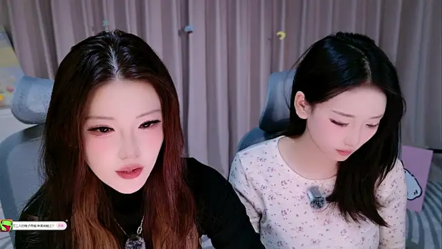 Yiyilailai - 黑丝高跟鞋性感椅子舞 😛