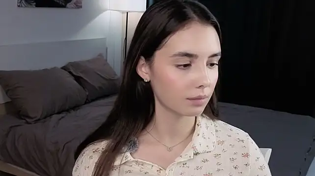 JuliDahill - do you want see colour my panties ?