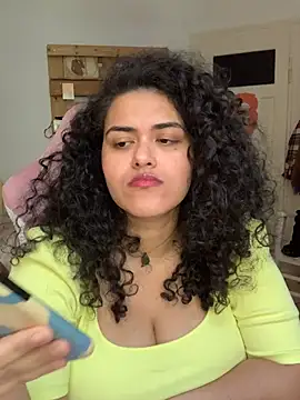 Curvydesifromgermany - Oil on tits