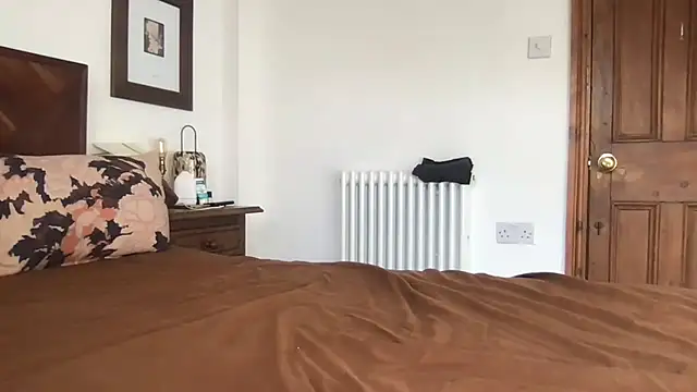 Rosiegirl33 - striptease cumshow! 💦