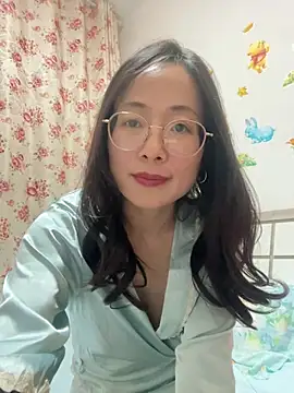 TangTang0530 - M腿抖胸